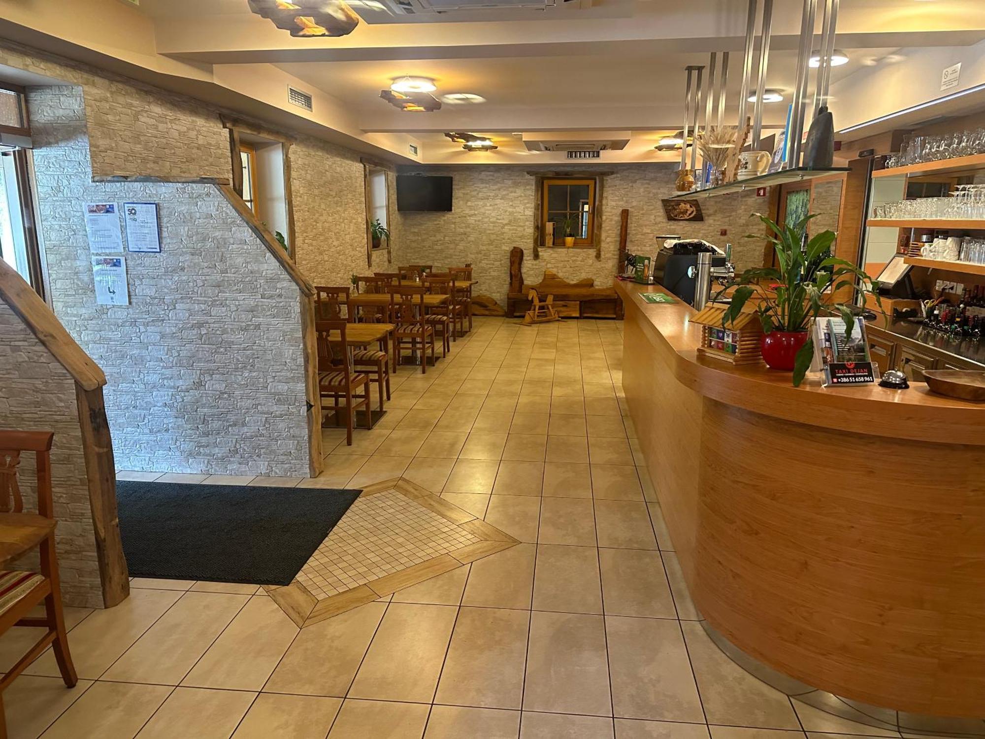 Domacija Vodnik & Apartments سيركلجي نا جورينجسكيم المظهر الخارجي الصورة
