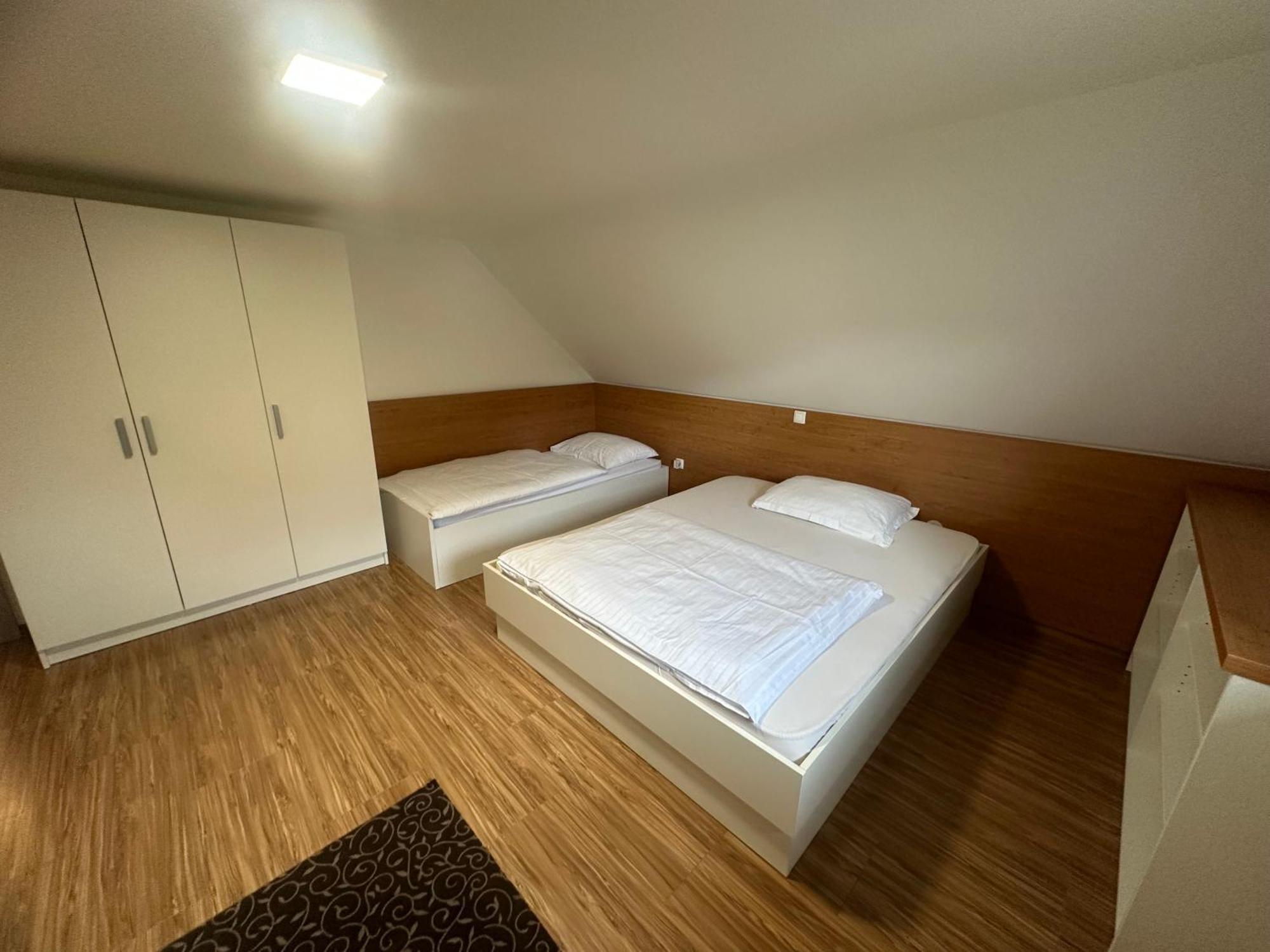 Domacija Vodnik & Apartments سيركلجي نا جورينجسكيم المظهر الخارجي الصورة