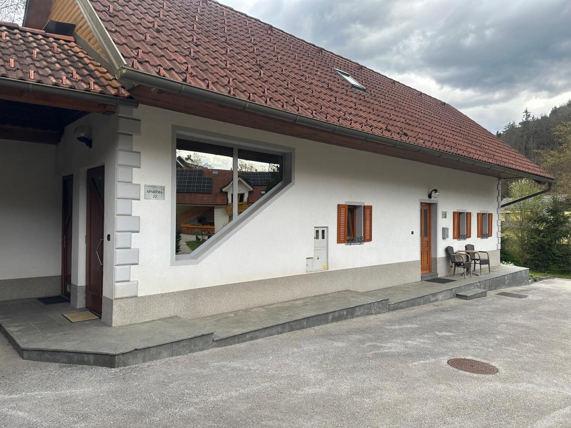 Domacija Vodnik & Apartments سيركلجي نا جورينجسكيم المظهر الخارجي الصورة